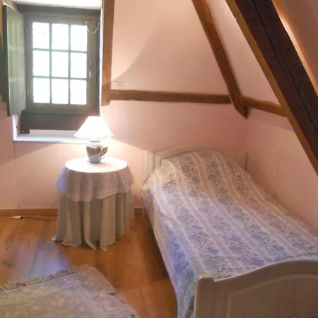 Holiday home Awesome In Campsegret